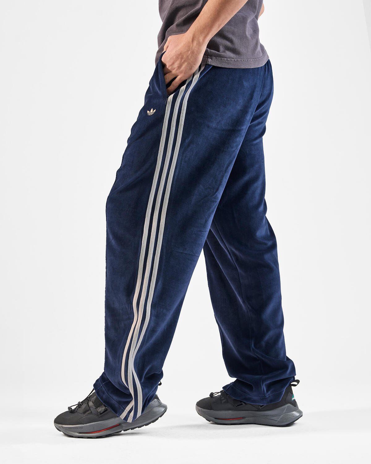 adidas Originals x Wales Bonner VELOUR Track Pants | KG3625 | AFEW